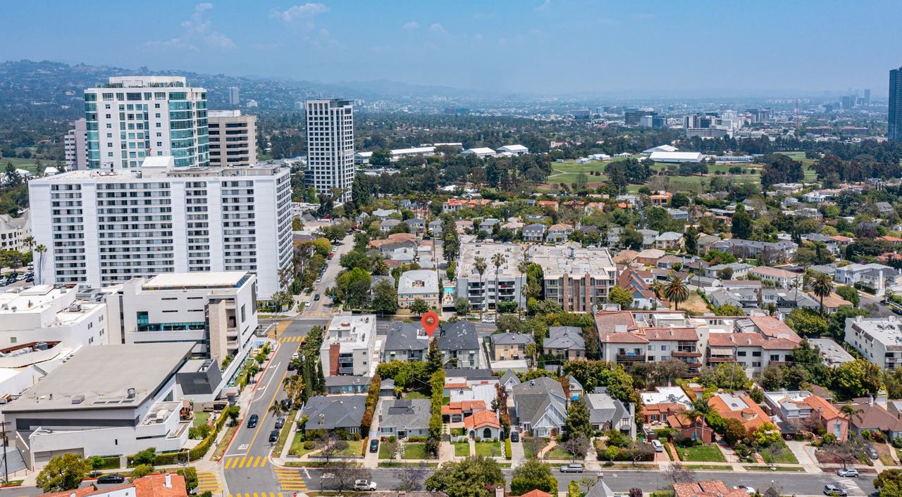 1235-41 S Beverly Glen